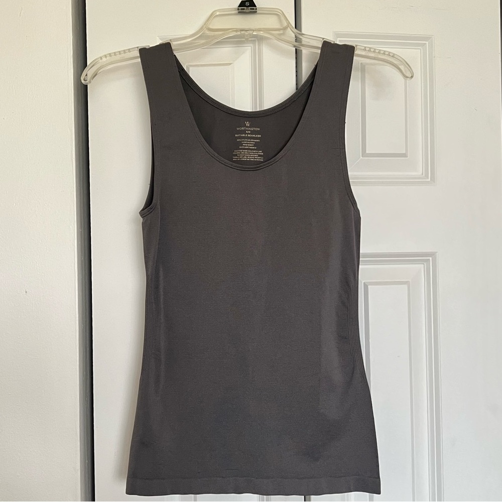 🗣️LAST CALL 11/8🗣️ Worthington - Stretchy Gray Tank